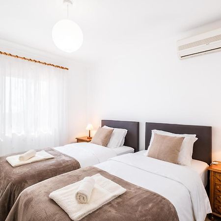 Villa Estrelicia - Pool - Free Wi-Fi - New In Booking 楼尔 外观 照片