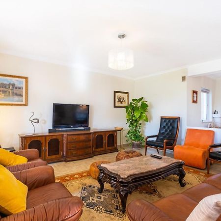 Villa Estrelicia - Pool - Free Wi-Fi - New In Booking 楼尔 外观 照片