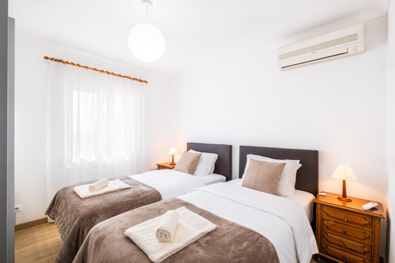 Villa Estrelicia - Pool - Free Wi-Fi - New In Booking 楼尔 外观 照片