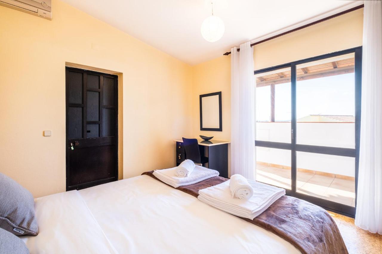 Villa Estrelicia - Pool - Free Wi-Fi - New In Booking 楼尔 外观 照片