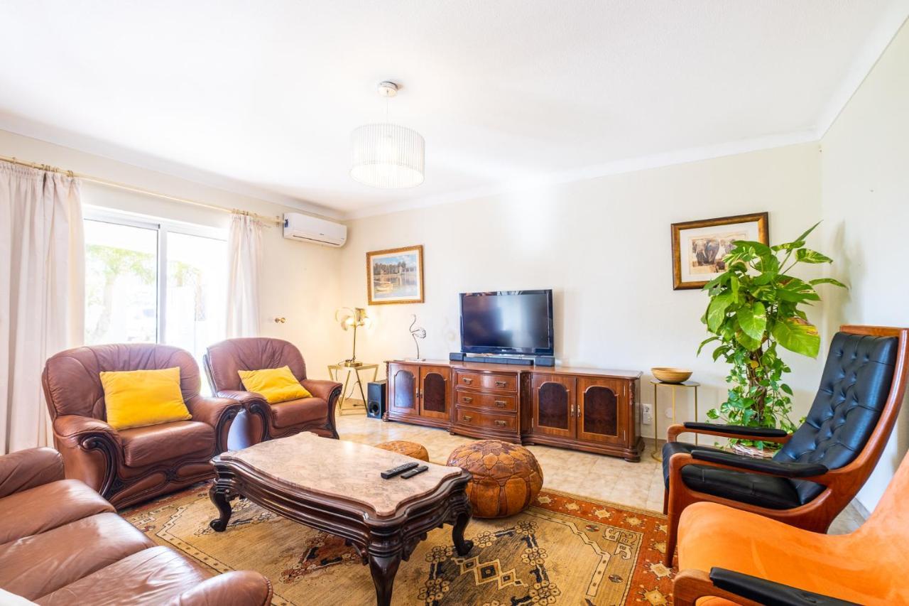 Villa Estrelicia - Pool - Free Wi-Fi - New In Booking 楼尔 外观 照片